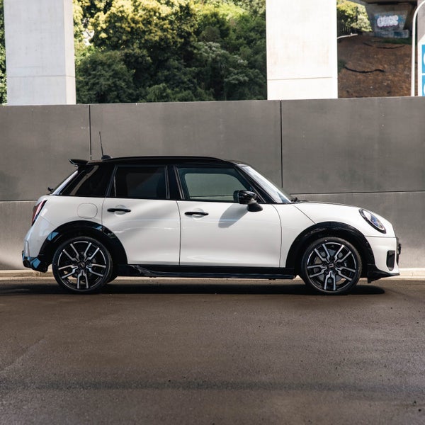 2026 MINI Cooper S 5 Door JCW Sport image 4