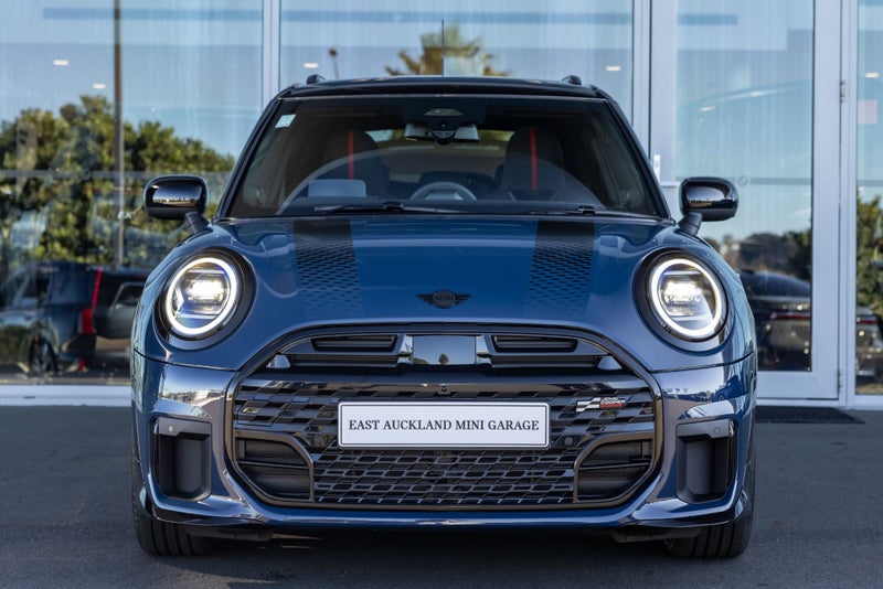 2026 MINI Cooper S 5-Door JCW Sport 2.0T Go Kart! image 2