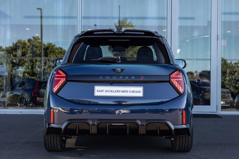 2026 MINI Cooper S 5-Door JCW Sport 2.0T Go Kart! image 4