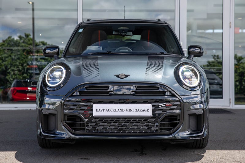 2026 MINI Cooper S 5 door JCW Sport image 2