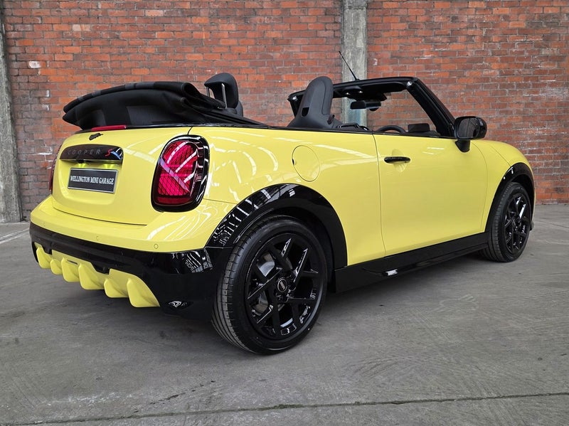 2026 MINI Cooper S Convertible JCW Sport Spec image 3
