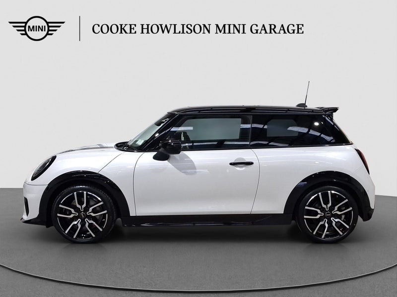 2026 MINI Cooper S Favoured JCW Sport image 4