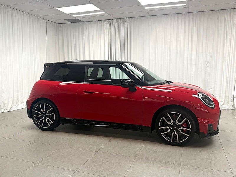 2026 MINI Cooper S JCW E 3Door image 4