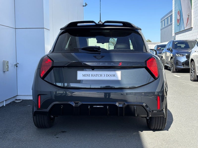 2026 MINI Cooper S JCW Sport Pack image 4