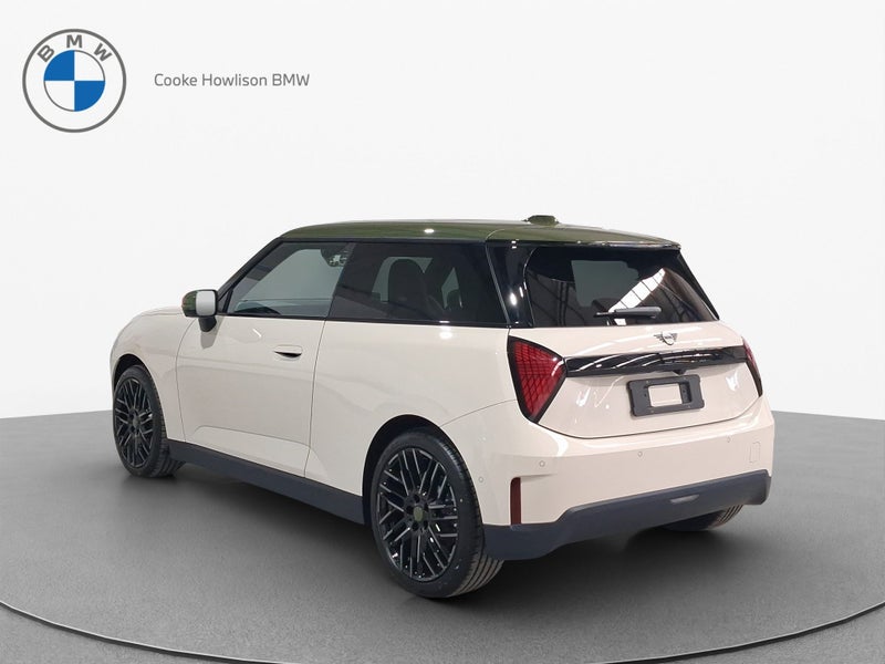 2026 MINI Cooper SE Paul Smith ED image 5