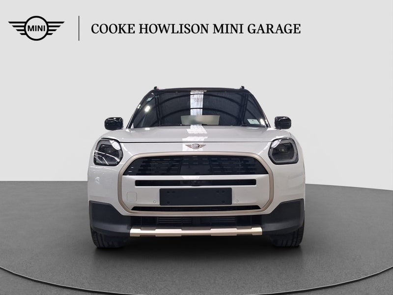 2026 MINI Countryman C Favoured image 2