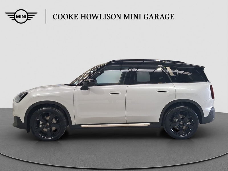 2026 MINI Countryman C Favoured image 4