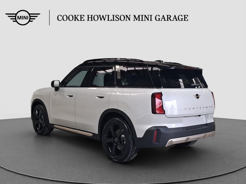 2026 MINI Countryman C Favoured image 5