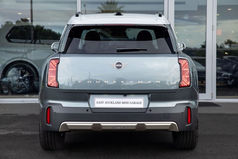 2026 MINI Countryman C Favoured image 4