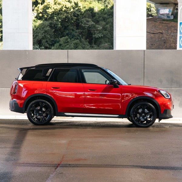 2026 MINI Countryman Cooper Favoured image 4