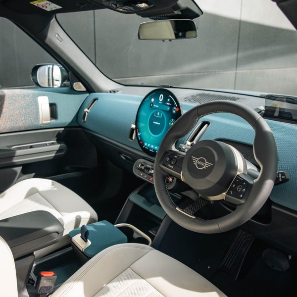 2026 MINI Countryman Cooper S ALL4 Favoured image 3