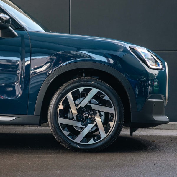 2026 MINI Countryman Countryman C image 5