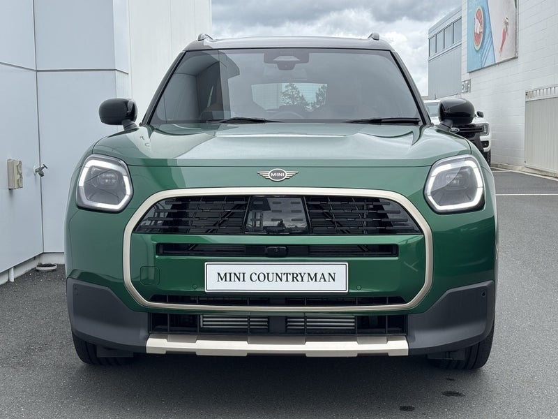 2026 MINI Countryman Countryman C Favoured image 3