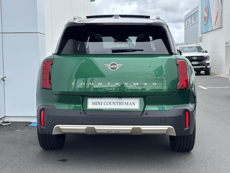 2026 MINI Countryman Countryman C Favoured image 4