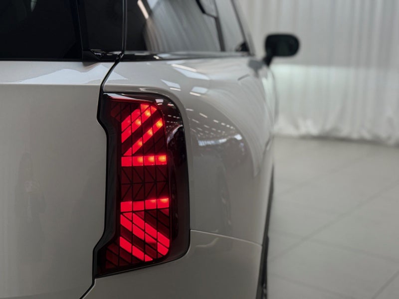 2026 MINI Countryman Countryman C Favoured image 5