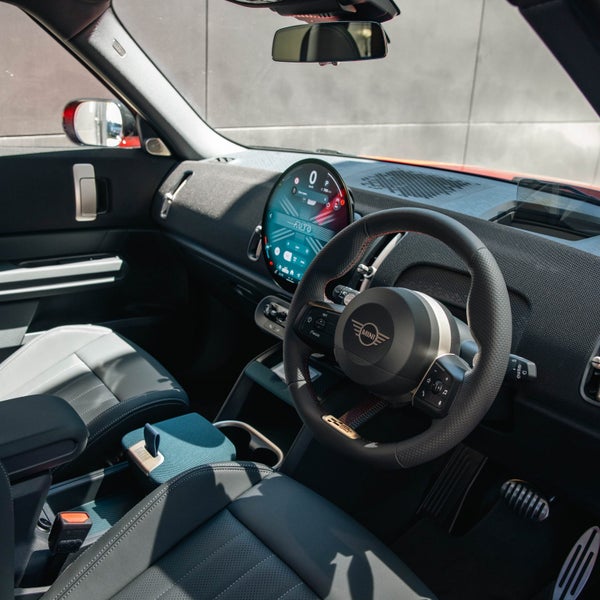 2026 MINI Countryman JCW ALL4 Favoured image 3