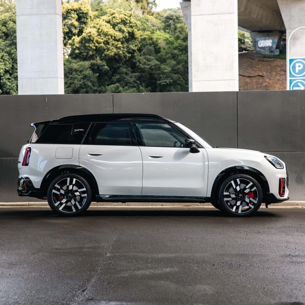 2026 MINI Countryman JCW ALL4 Favoured image 4