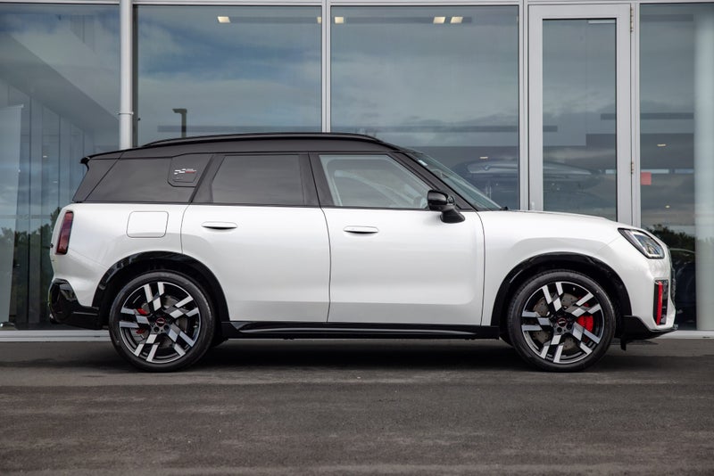 2026 MINI Countryman JCW ALL4 Favoured (High Spec) image 3