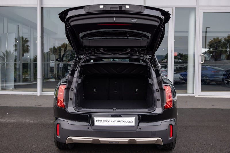 2026 MINI Countryman S All4 Favoured image 4