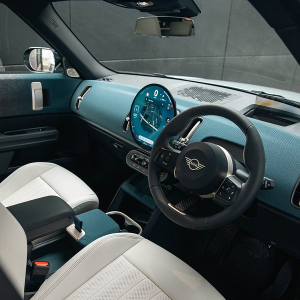 2026 MINI Countryman S ALL4 Favoured image 3