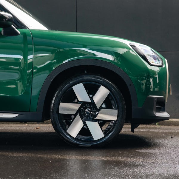 2026 MINI Countryman S ALL4 Favoured image 5