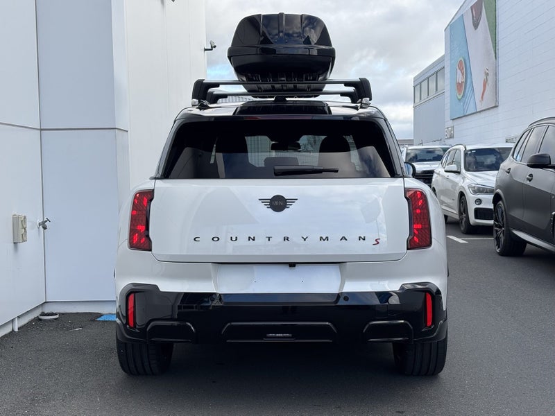 2026 MINI Countryman S All4 JCW Sport Pack image 4