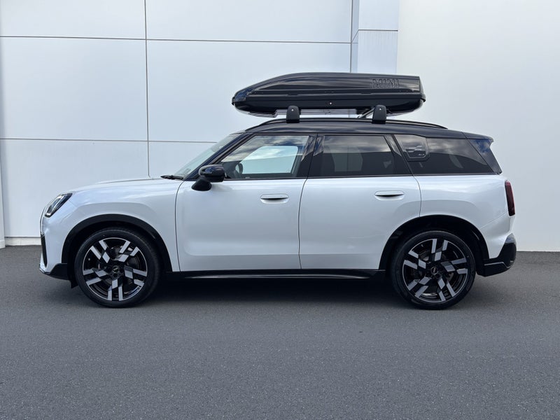 2026 MINI Countryman S All4 JCW Sport Pack image 5