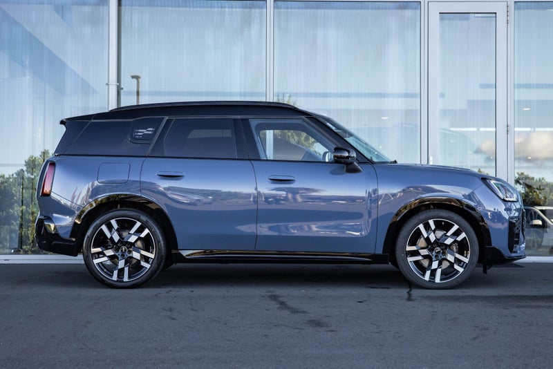 2026 MINI Countryman S ALL4 JCW Sports image 3