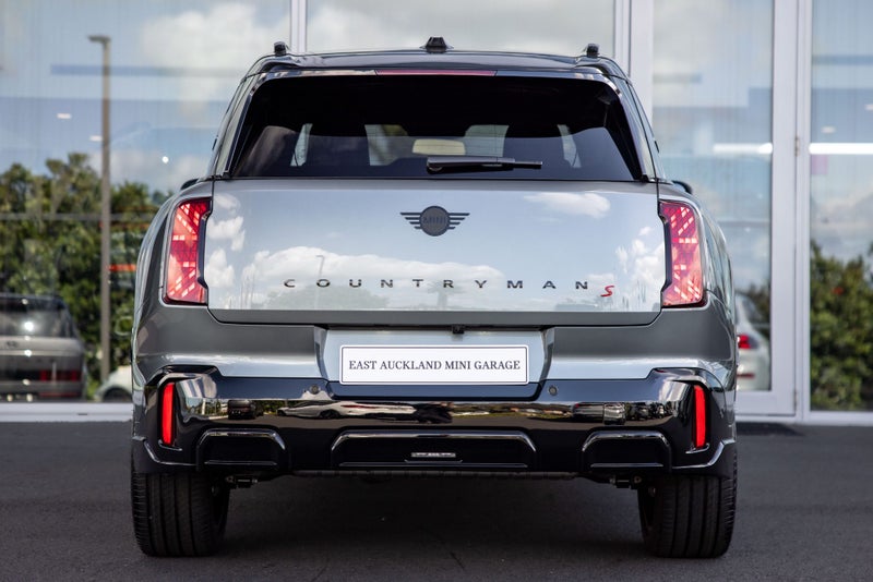 2026 MINI Countryman S ALL4 JCW Sports image 4