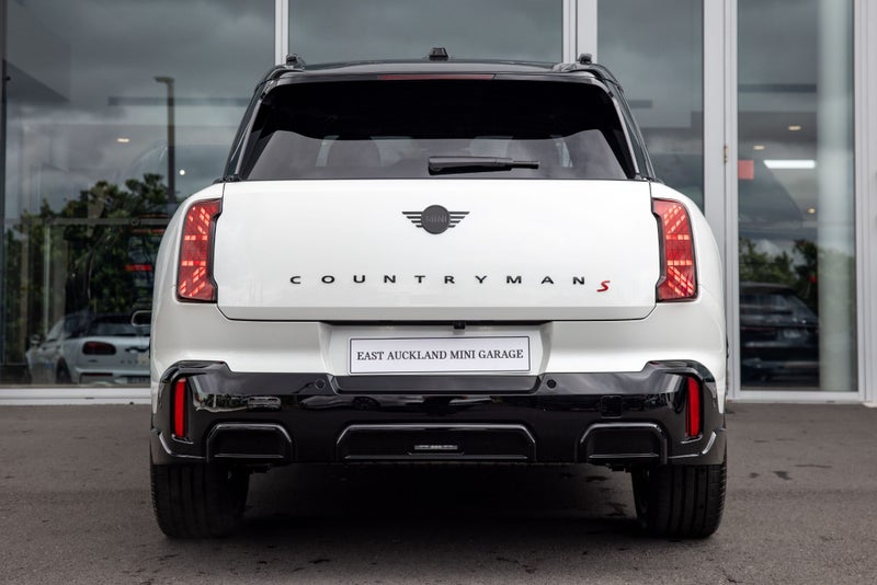 2026 MINI Countryman S ALL4 JCW Sports image 4