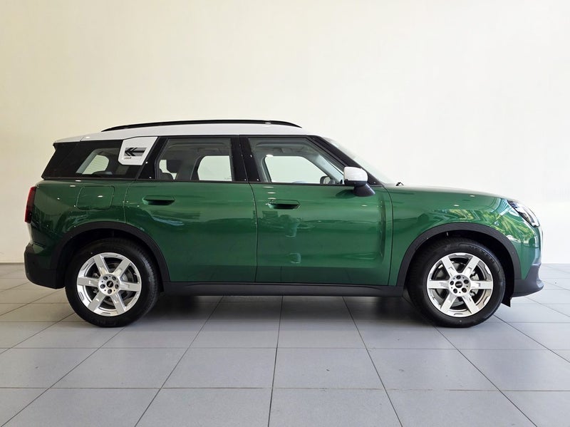 2026 MINI Countryman S All4 Mild-hybrid Classic image 3