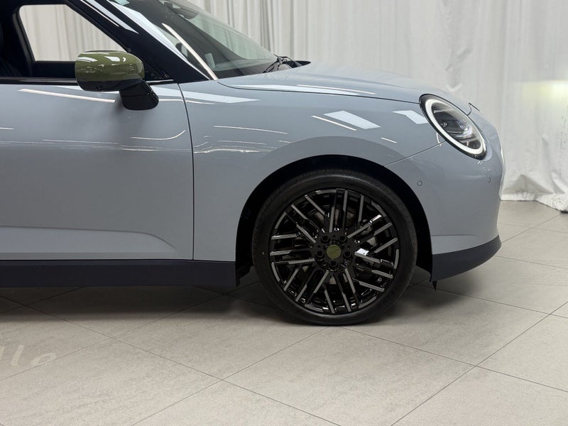 2026 MINI Hatch Cooper SE Paul Smith image 3