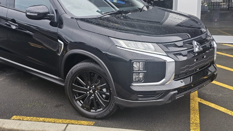2026 Mitsubishi ASX 2.0P BLACK EDITION 2WD CVT... image 2