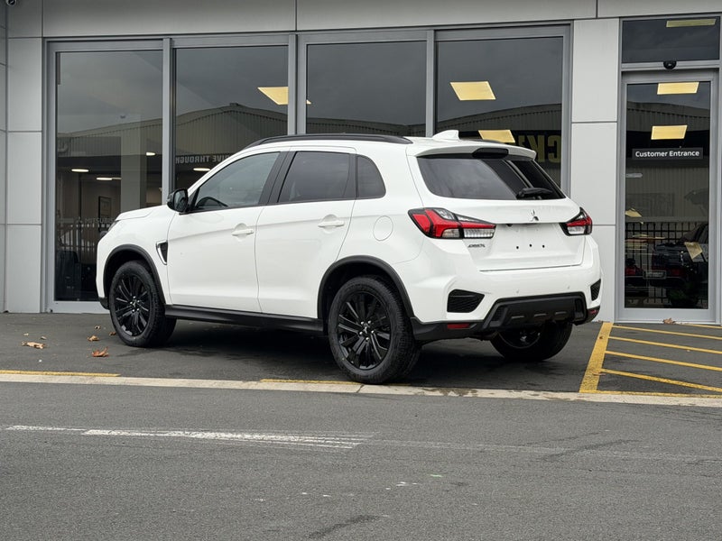 2026 Mitsubishi ASX 2.0P BLACK EDITION 2WD CVT... image 4