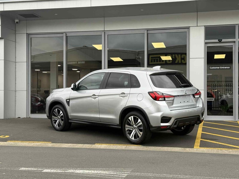 2026 Mitsubishi ASX 2.0P LS 2WD CVT - STYLE UP... image 4