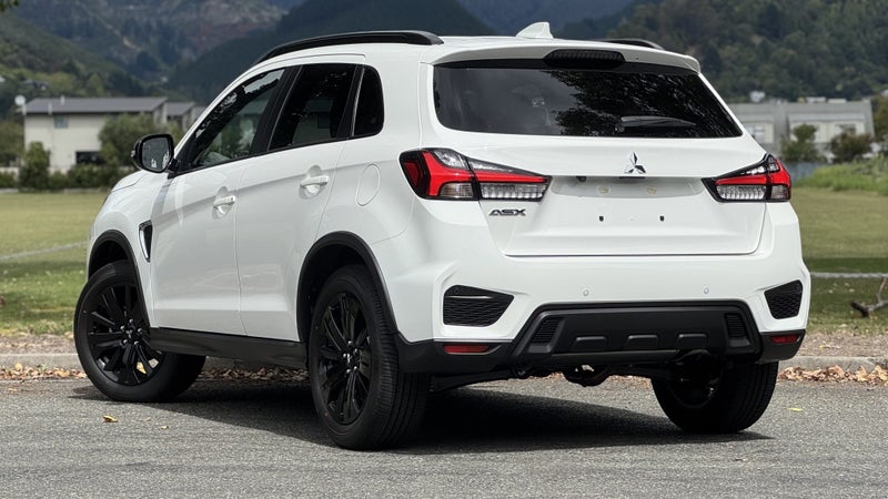 2026 Mitsubishi ASX Black Edition image 2