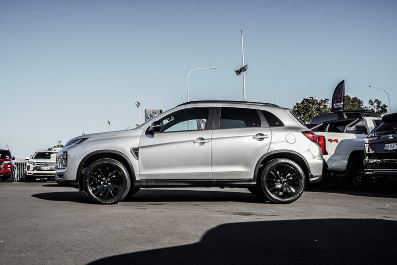 2026 Mitsubishi ASX Black Edition image 5