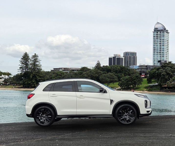 2026 Mitsubishi ASX Black Edition 2.0P Auto image 3