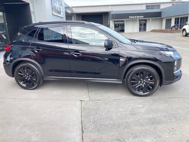 2026 Mitsubishi ASX BLACK EDITION image 2