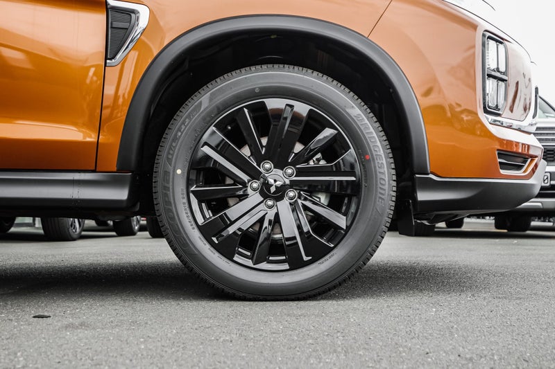 2026 Mitsubishi ASX Black Edition image 2