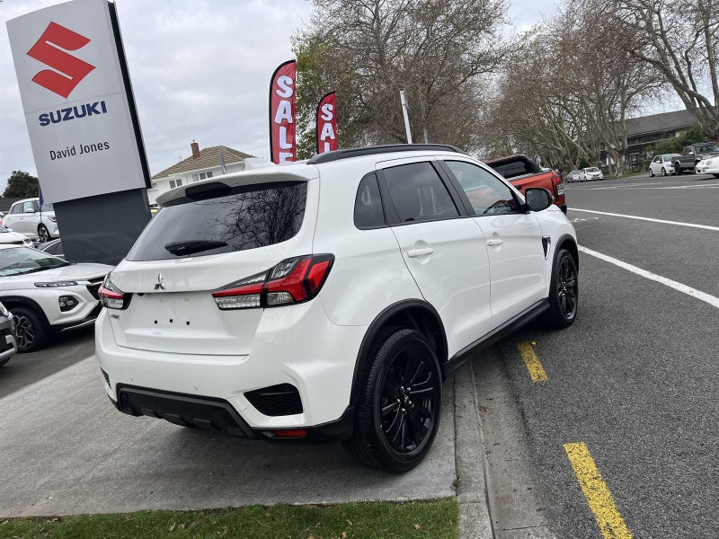 2026 Mitsubishi ASX Black Edition image 5