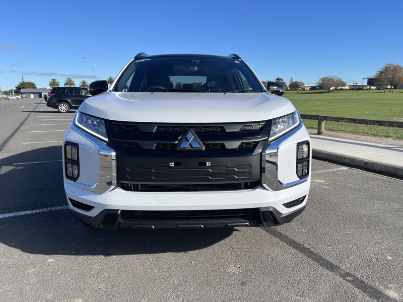 2026 Mitsubishi ASX VRXB 2.0 2WD - White Diamond image 2