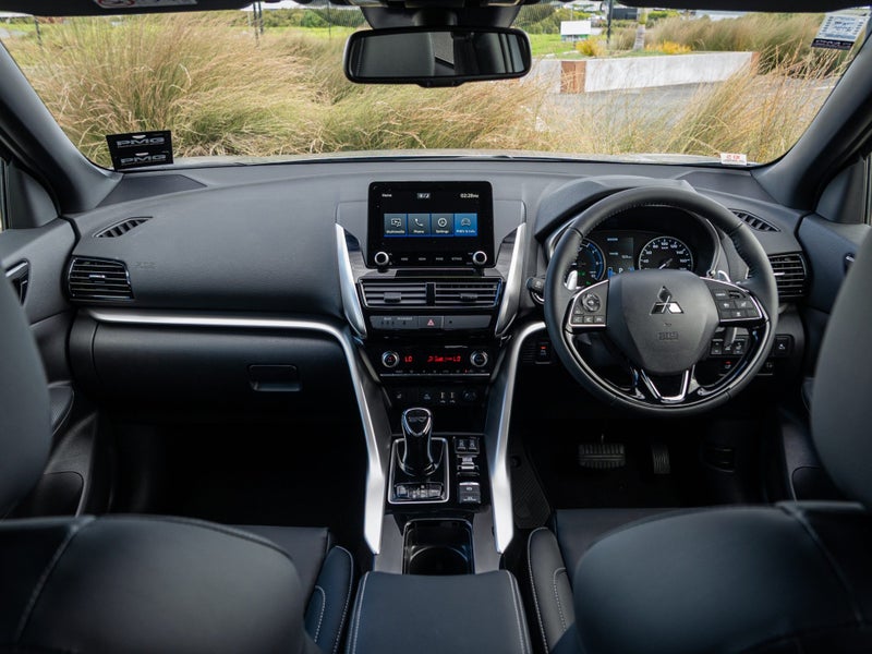 2026 Mitsubishi Eclipse Cross PHEV VRX 2.4 4WD... image 2