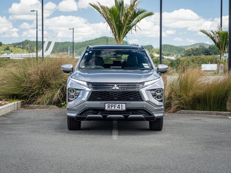 2026 Mitsubishi Eclipse Cross PHEV VRX 2.4 4WD... image 4