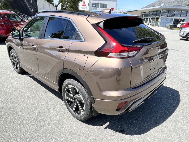 2026 Mitsubishi Eclipse Cross PHEV VRX 4WD image 5