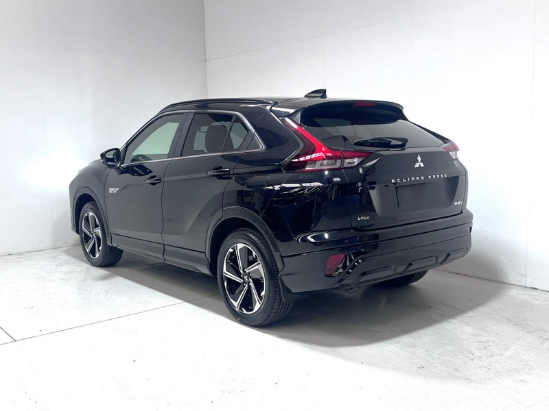 2026 Mitsubishi Eclipse Cross PHEV VRX 4WD (S-AWC) image 5