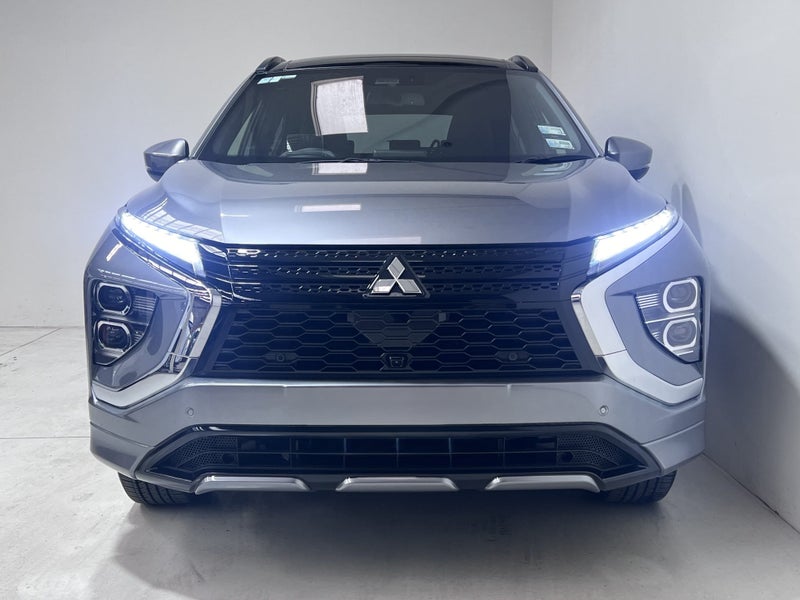 2026 Mitsubishi Eclipse Cross PHEV VRX 4WD (S-AWC) image 2