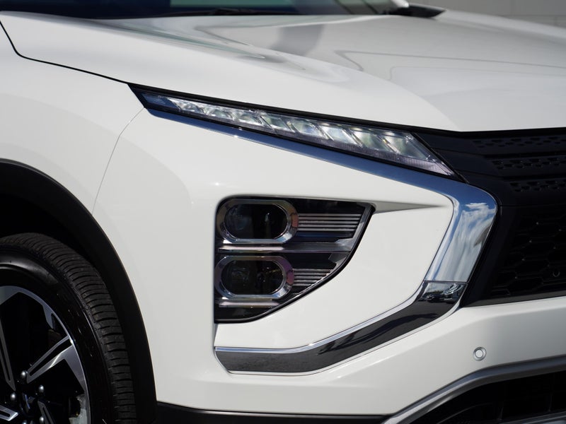 2026 Mitsubishi Eclipse Cross PHEV XLS 4WD image 5