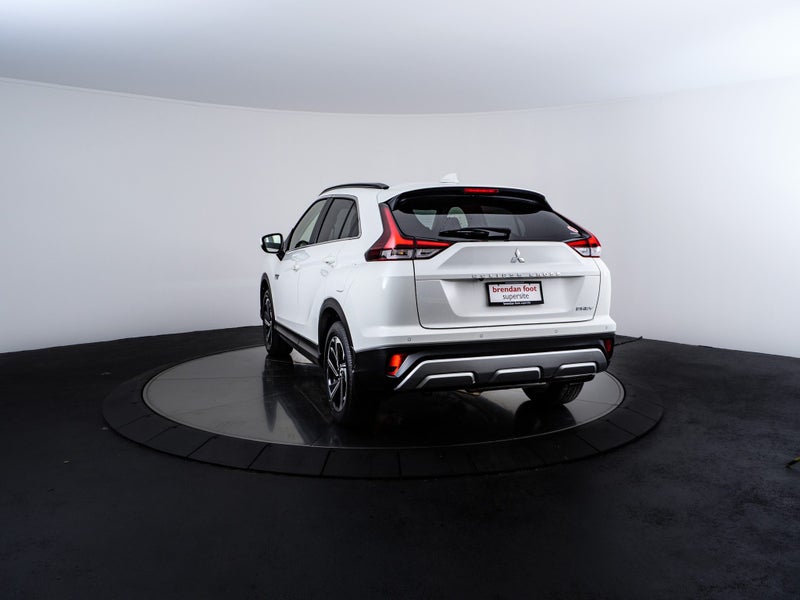 2026 Mitsubishi Eclipse Cross PHEV XLS SUV 4WD image 5