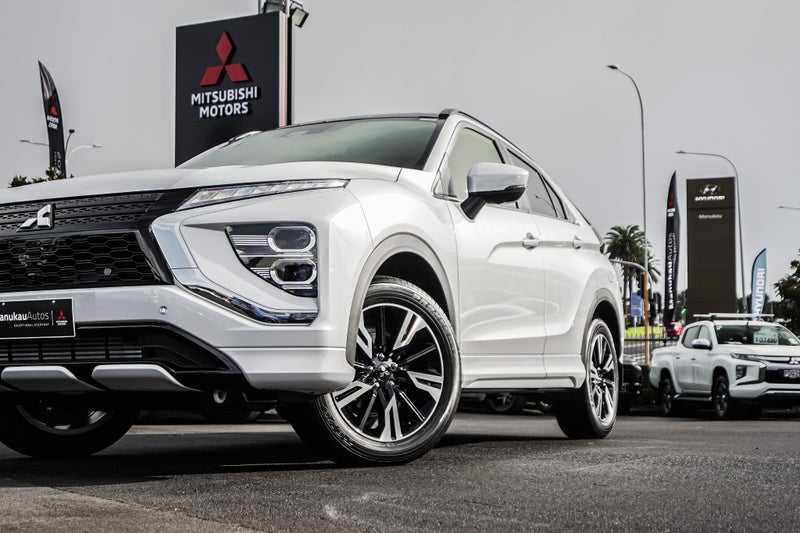 2026 Mitsubishi Eclipse Cross VRX 2WD image 2